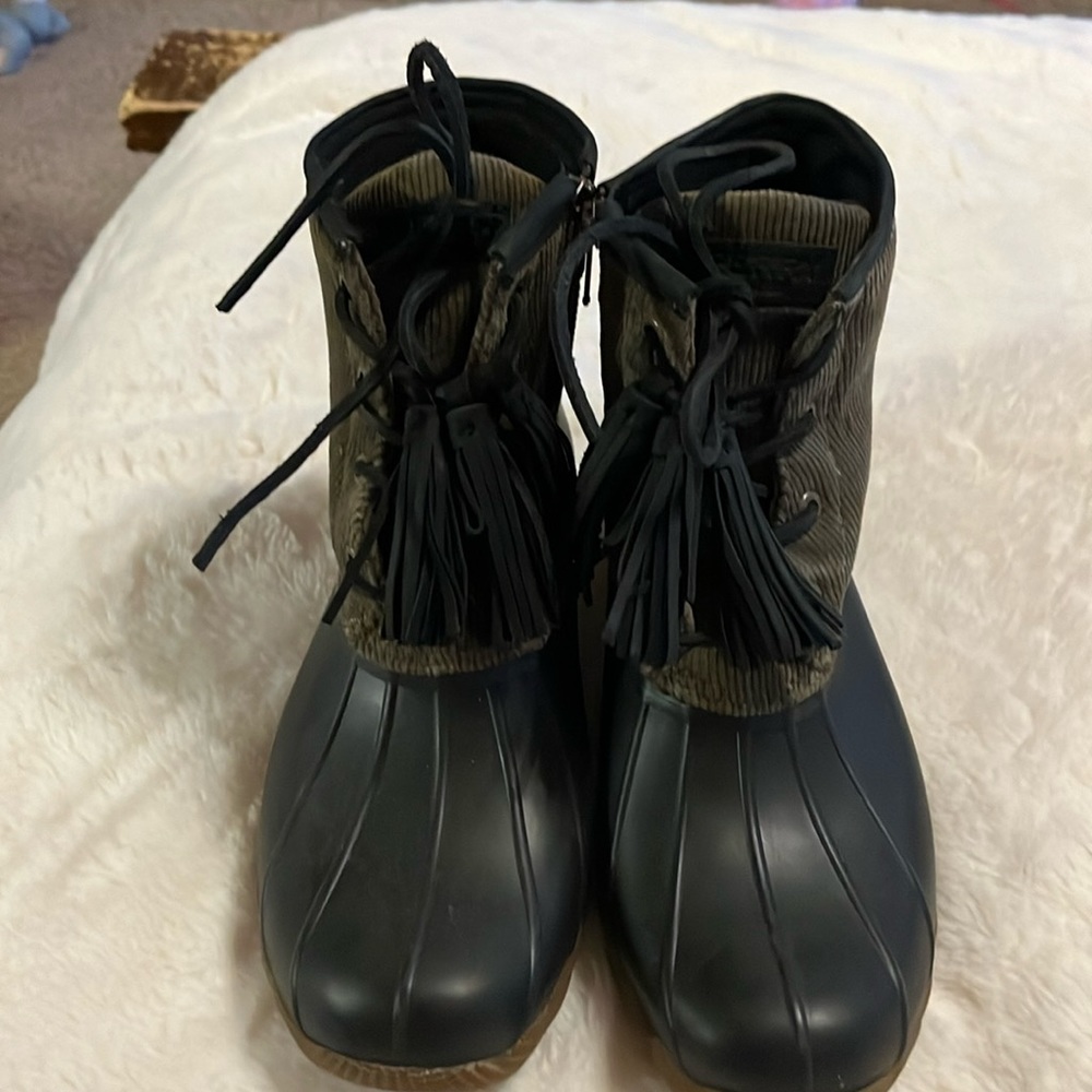 Sperry Women Saltwater Tassel boots
